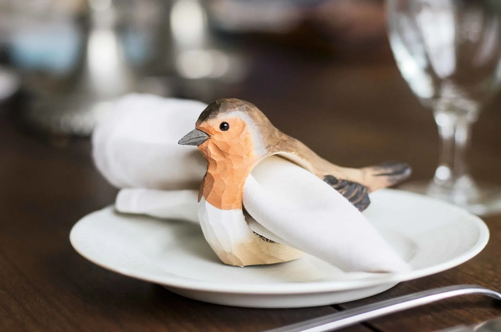 Robin (napkin ring)