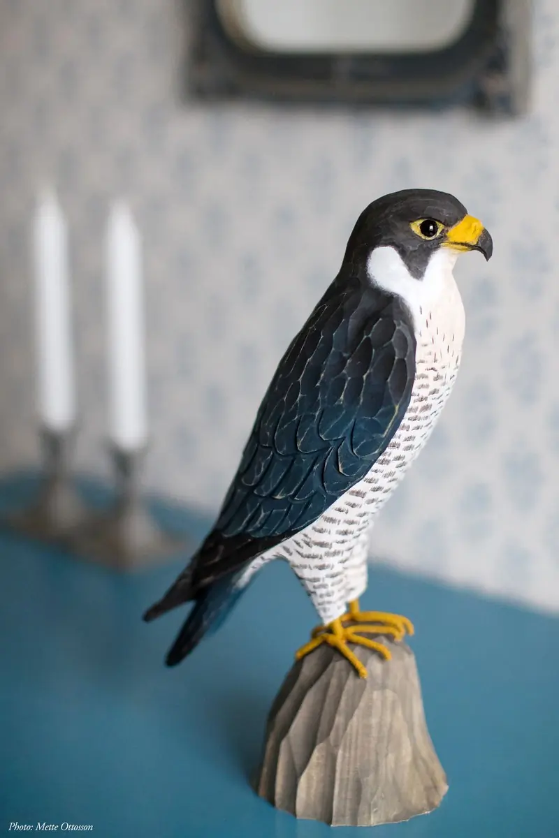 Peregrine Falcon (wood)