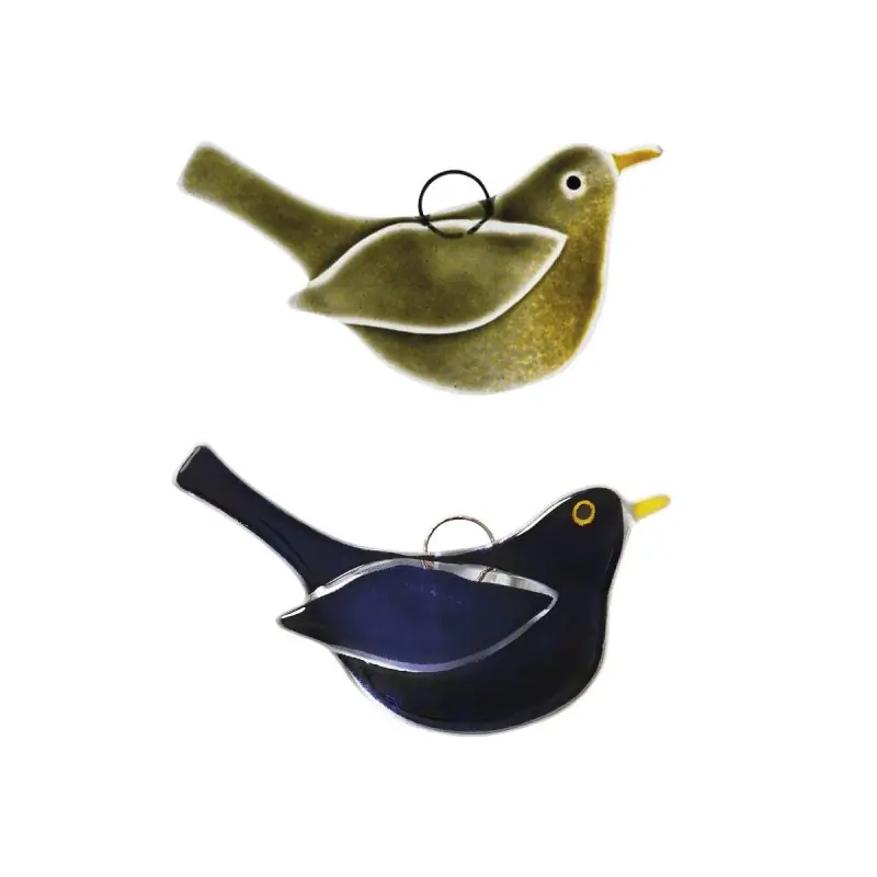 Blackbird - female (glass)